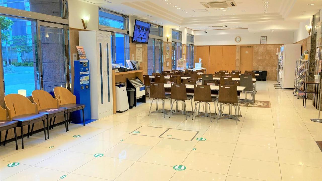 Toyoko Inn Hakata-Guchi Ekimae Fukuoka (Fukuoka) Exterior foto